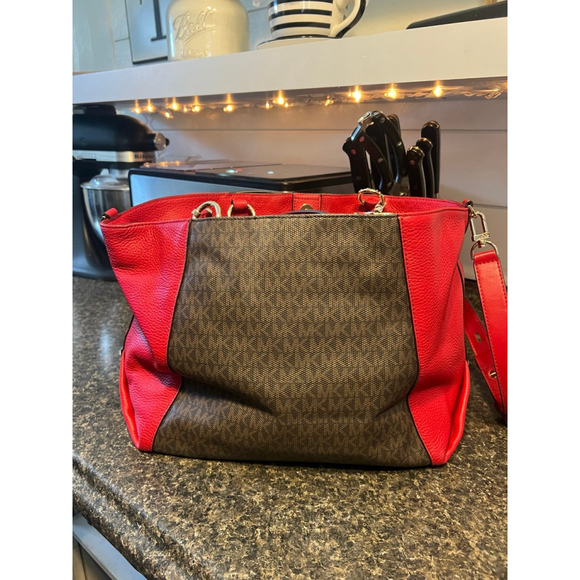 MICHAEL KORS Brooklyn Large Logo and Pebbled Leather Tote Bag Red/Brown - Picture 4 of 11